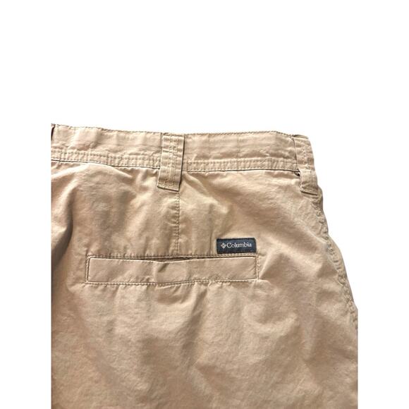 Columbia Men’s 100% Cotton Shorts Size 38 Flat Front Khaki 10” Inseam Outdoor - Picture 4 of 6